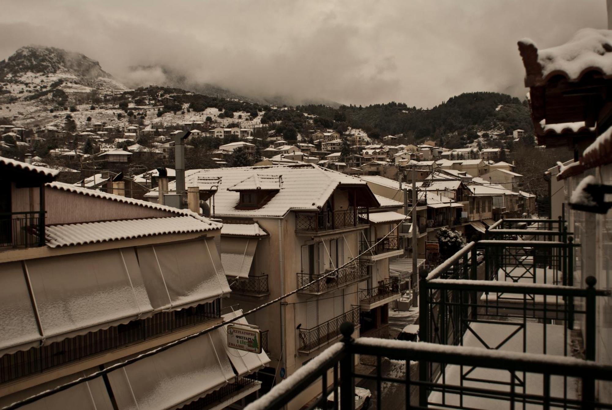 Papastavrou Apartments Kalavryta Exterior foto